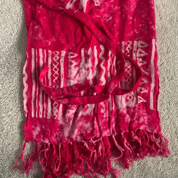 Pink Sarong with Sun Design - Picture 2 of 2